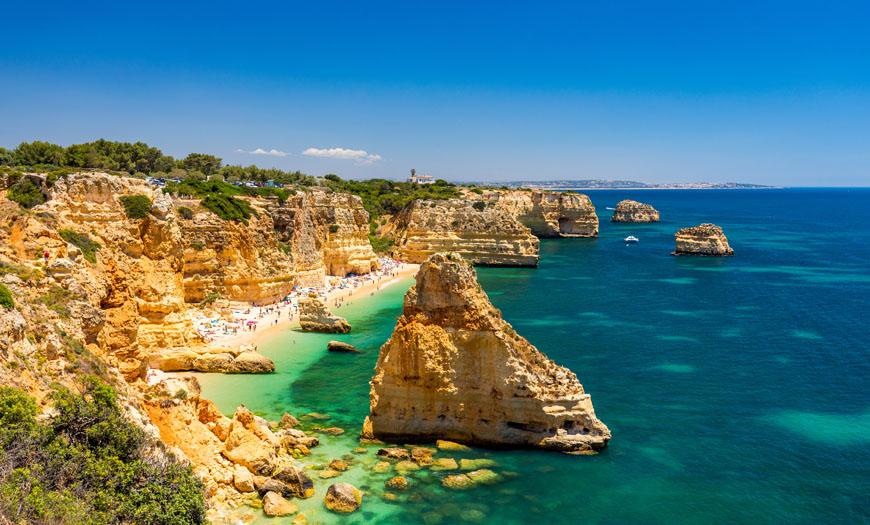 Algarve, Portugal © Shutterstock