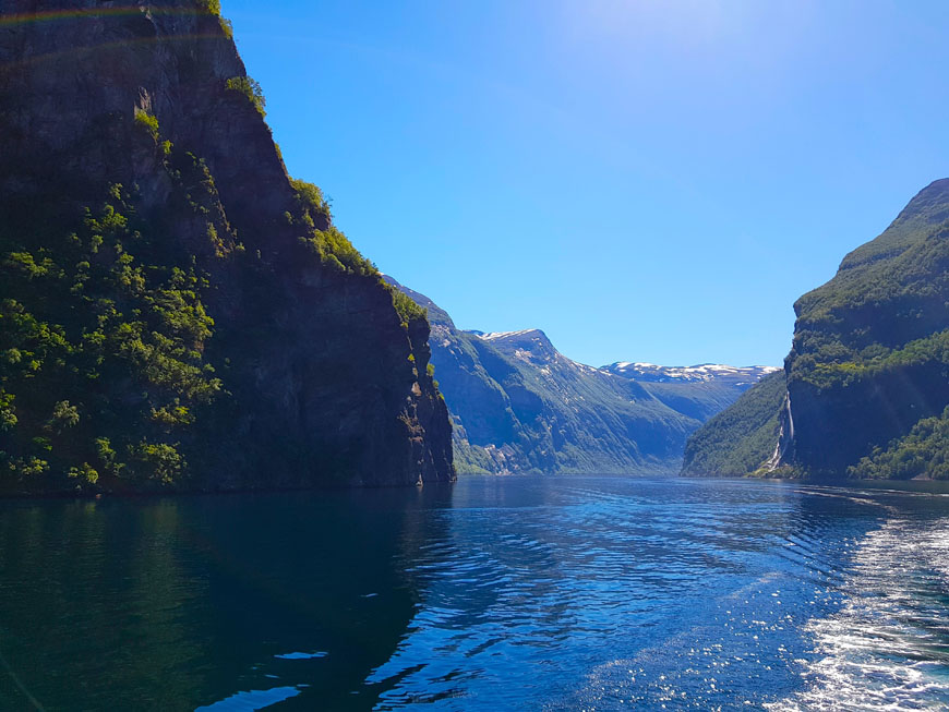 Fjords et aurores boréales