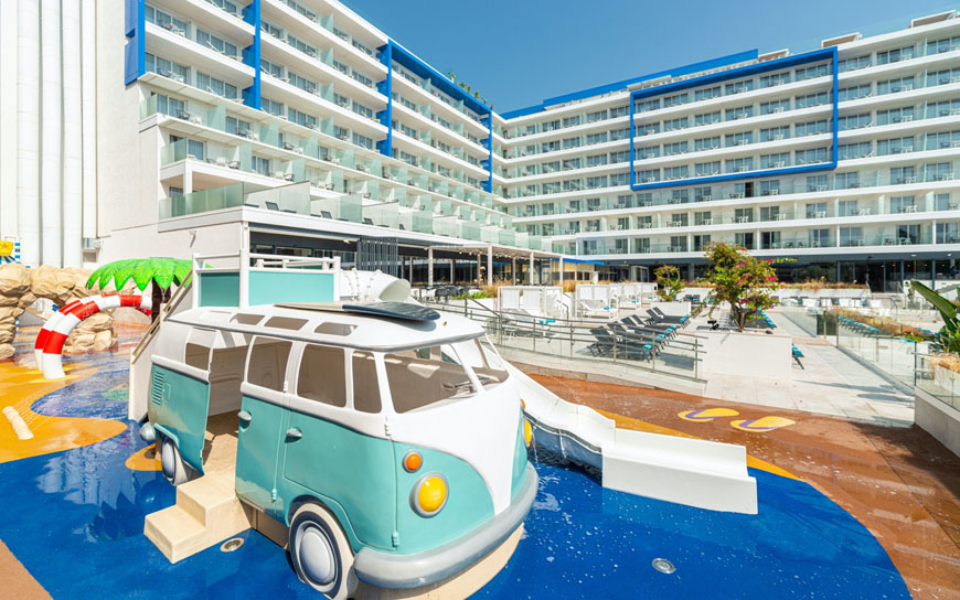 Vue extérieure de l'hôtel Azure Club 4**** NL